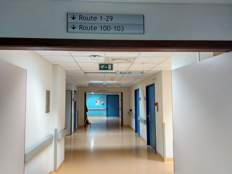A kórház egyik folyosója