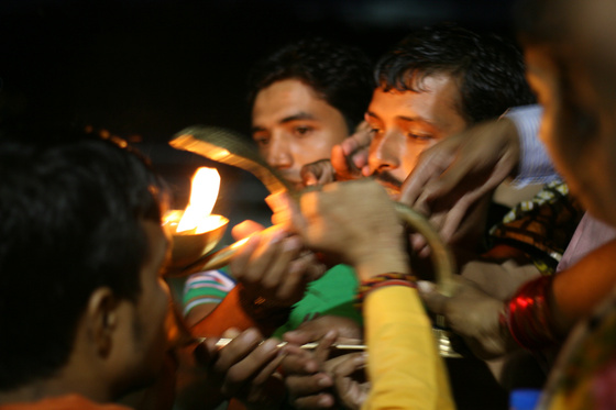 esh, Ganga Aarti
