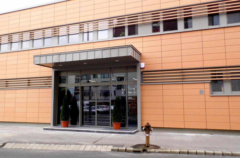 Bezar Az Okmanyiroda A Fo Teren Irany A Kormanyablak Cyberpress