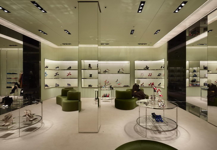 The Strange: PRADA-Store-Barcelona-03 - indafoto.hu