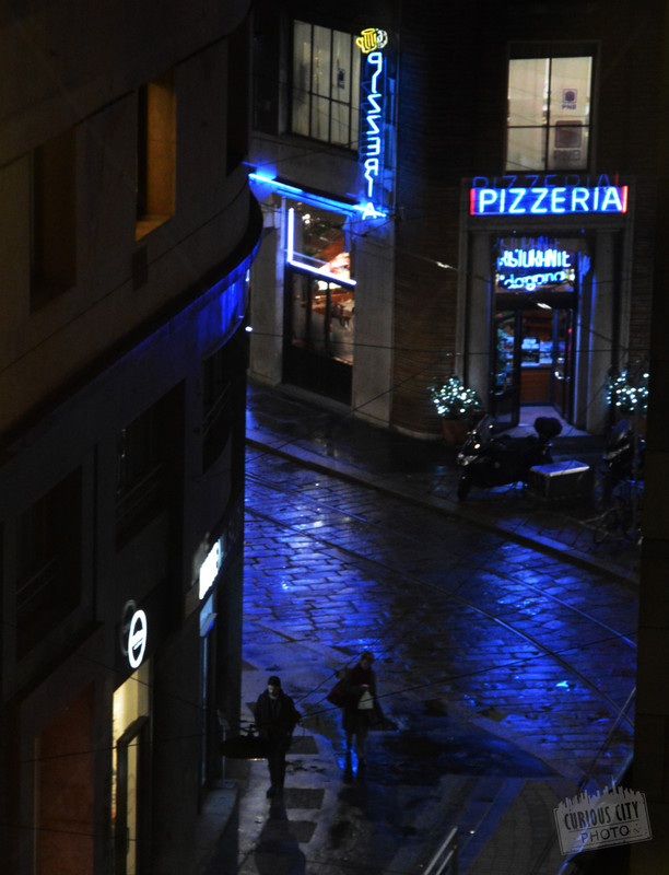 Eső után - Kék Pizzeria