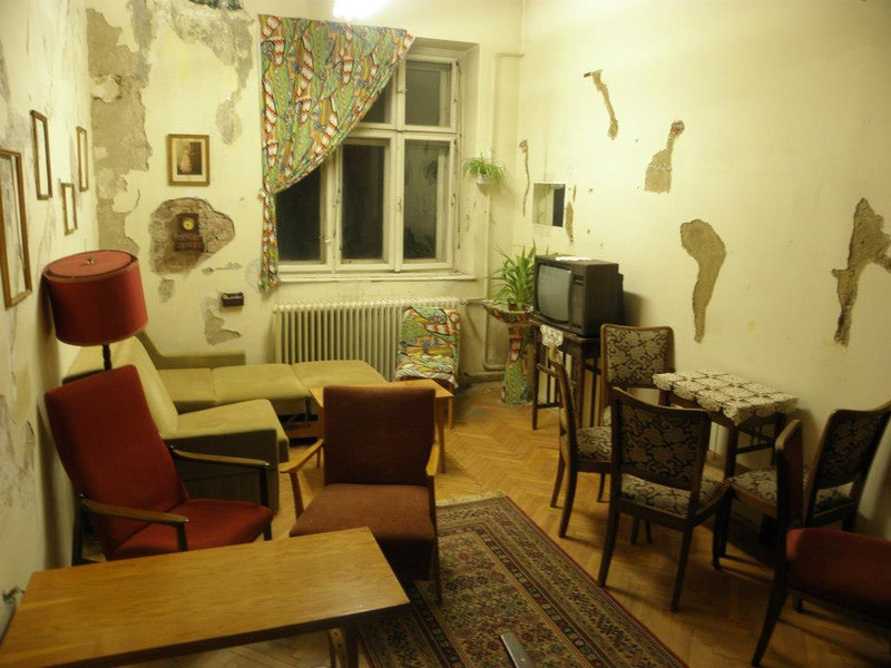 Kis szoba