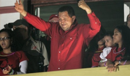 estha: Chávez gana