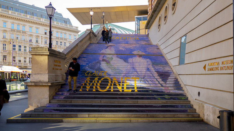 Bécsi kettő az egyben: Claude Monet kiállítás + adventi vásár