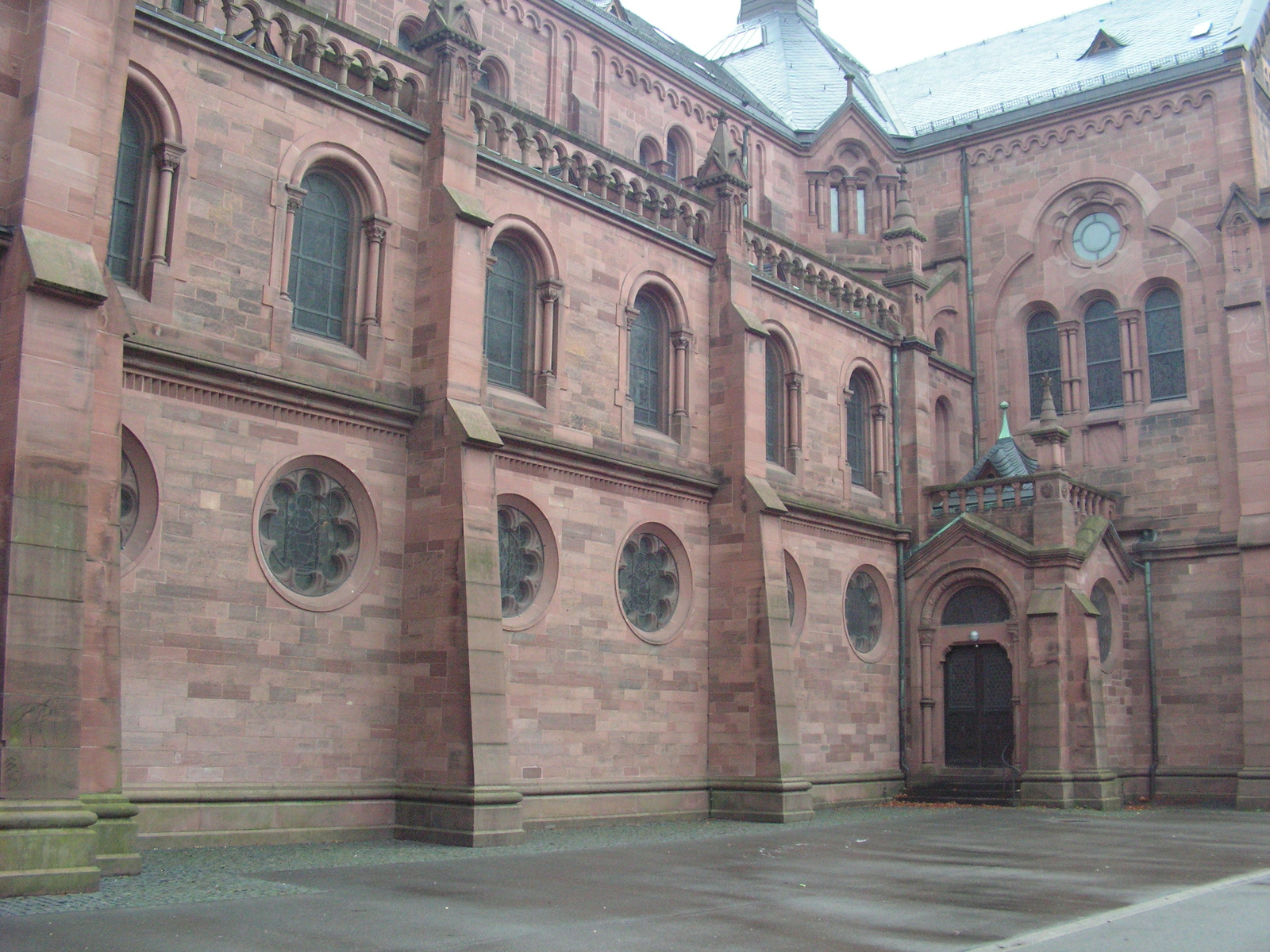 Freiburg im Breisgau, a Szent János templom, SzG3