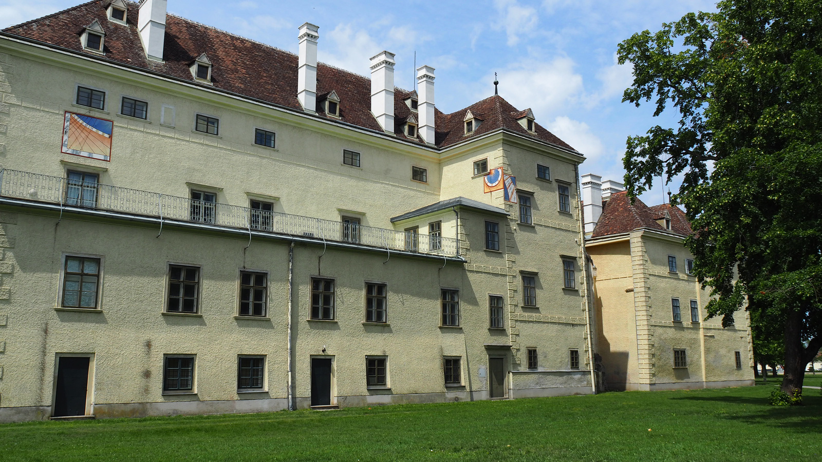 Laxenburg, Schlosspark, Altes Schloß, SzG3