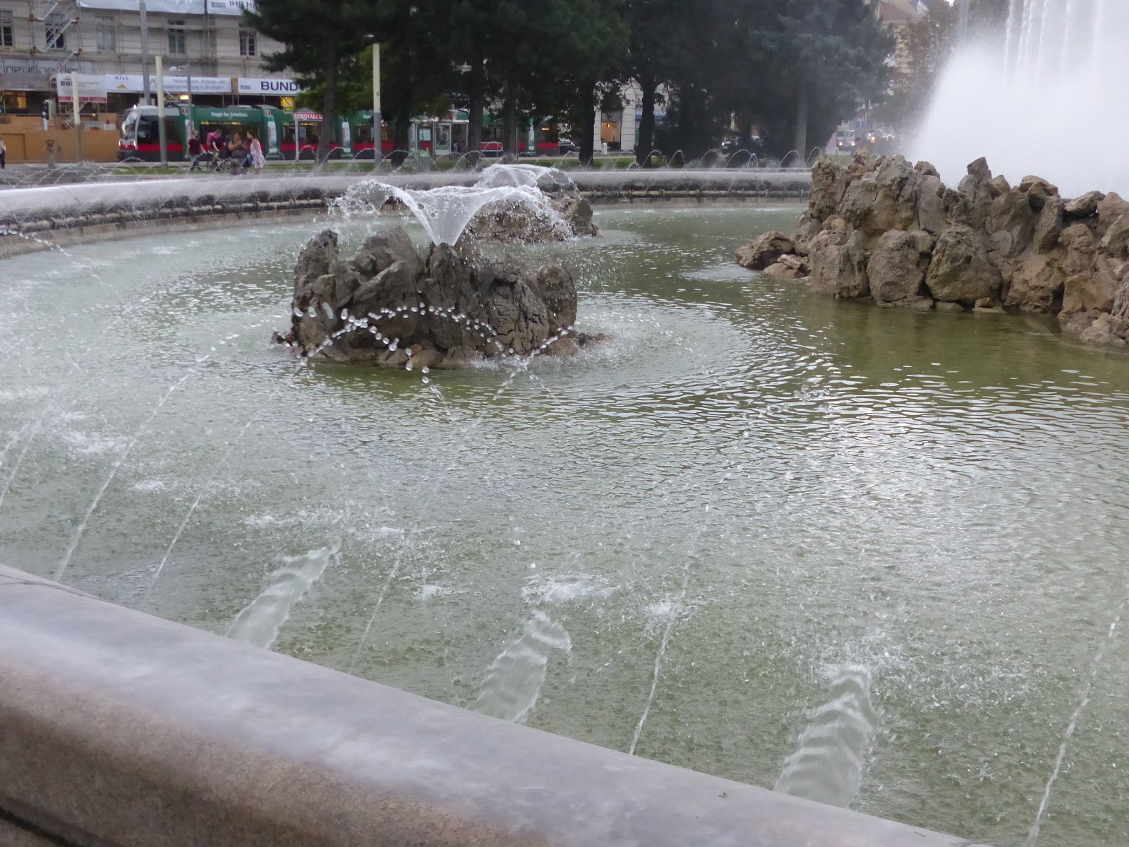 Wien, Hochstrahlbrunnen, SzG3