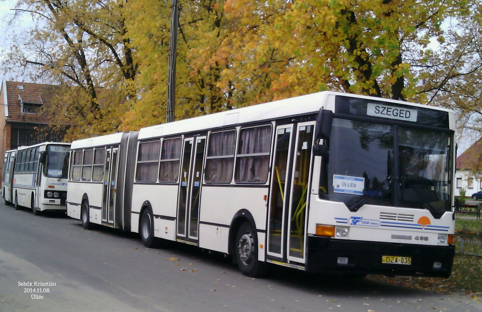 Ikarus 435.11B DZA-035 Üllés, Szabadság tér 2014.11.08.