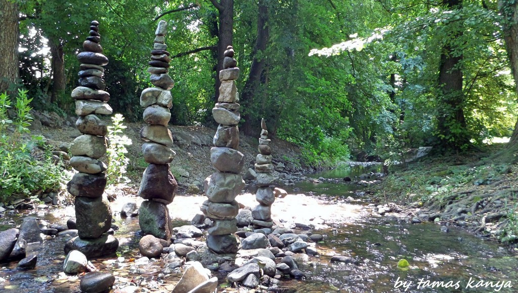 Stone balance art in Hungary by tamas kanya