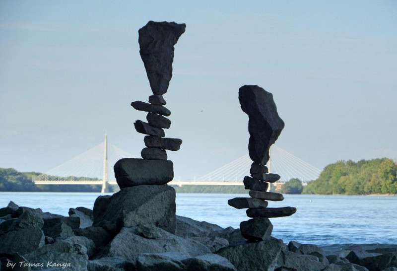 Stone balance art from Hungary by tamas kanya