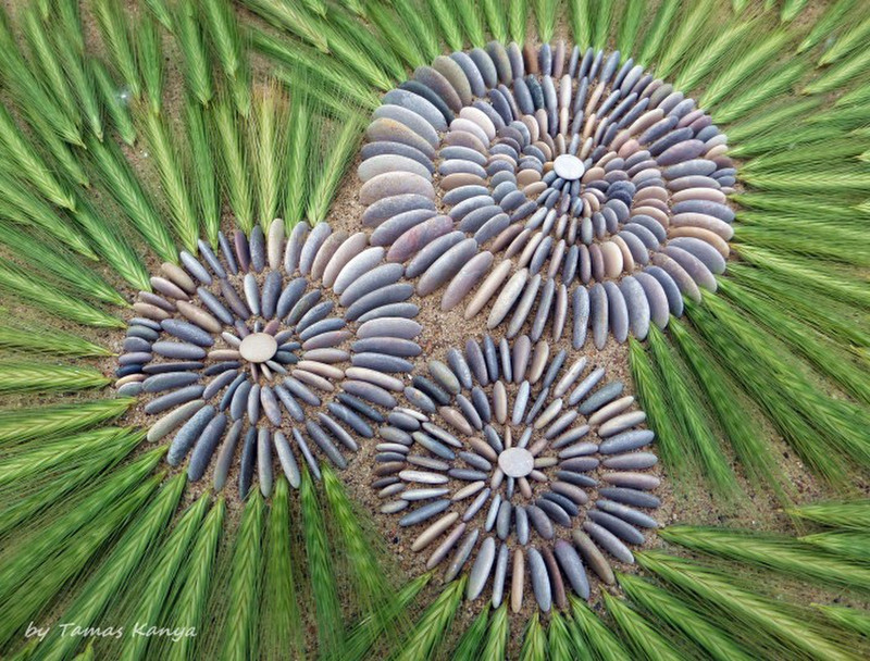 Pebble art by tamas kanya
