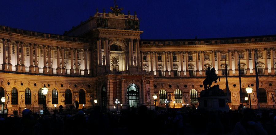 Hofburg esti fényei...