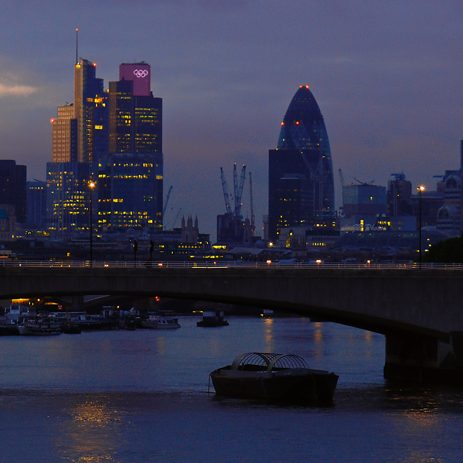 London Eye hajnal 4