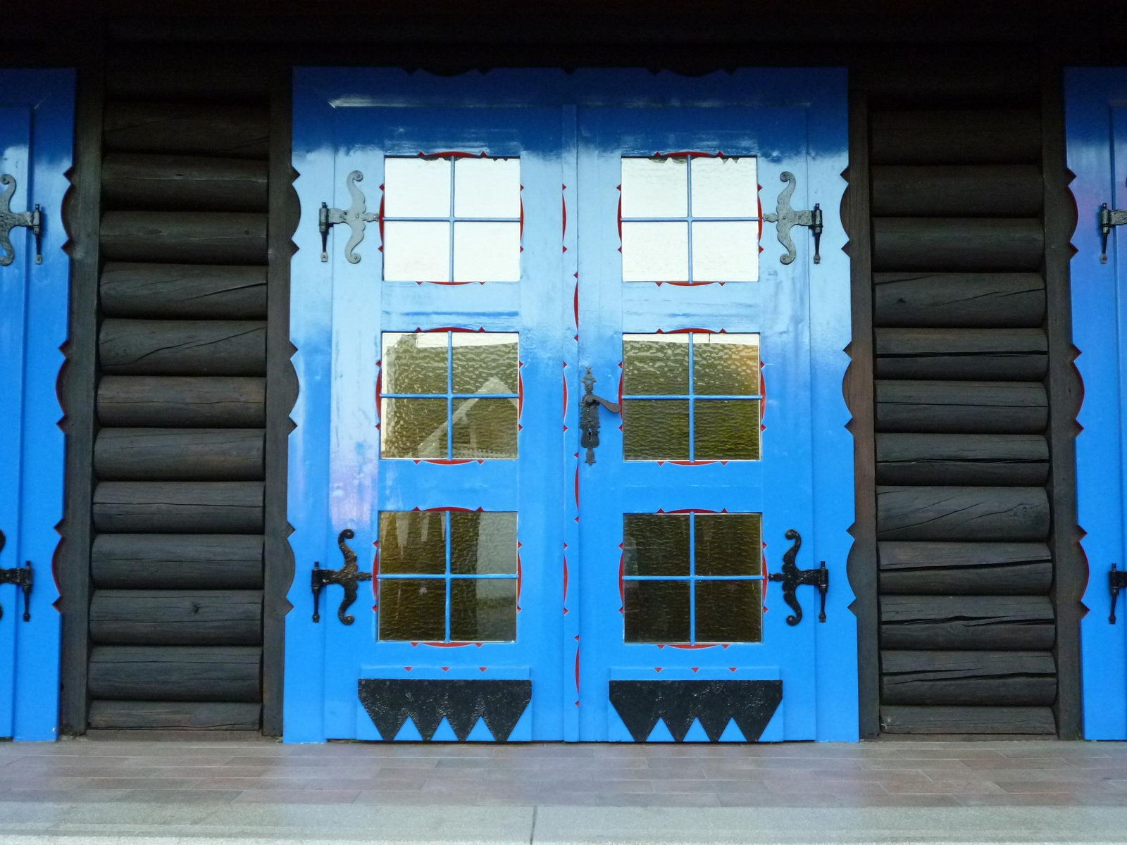 Kék bejárat