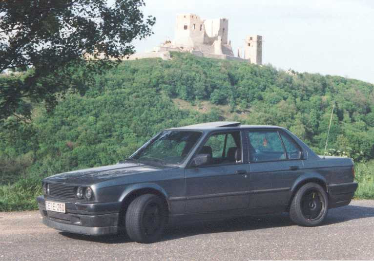03 BMW 3