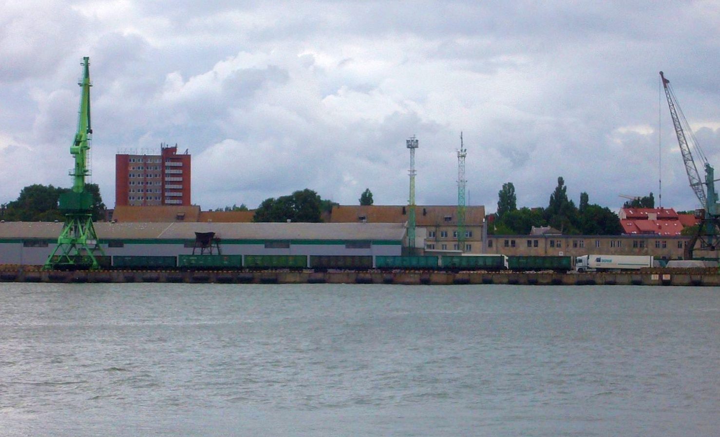 Teherkocsik - Klaipéda kikötő