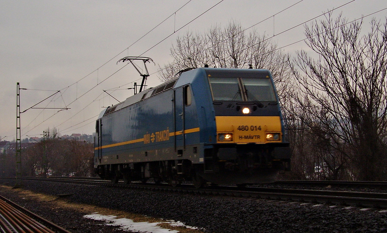 480 014