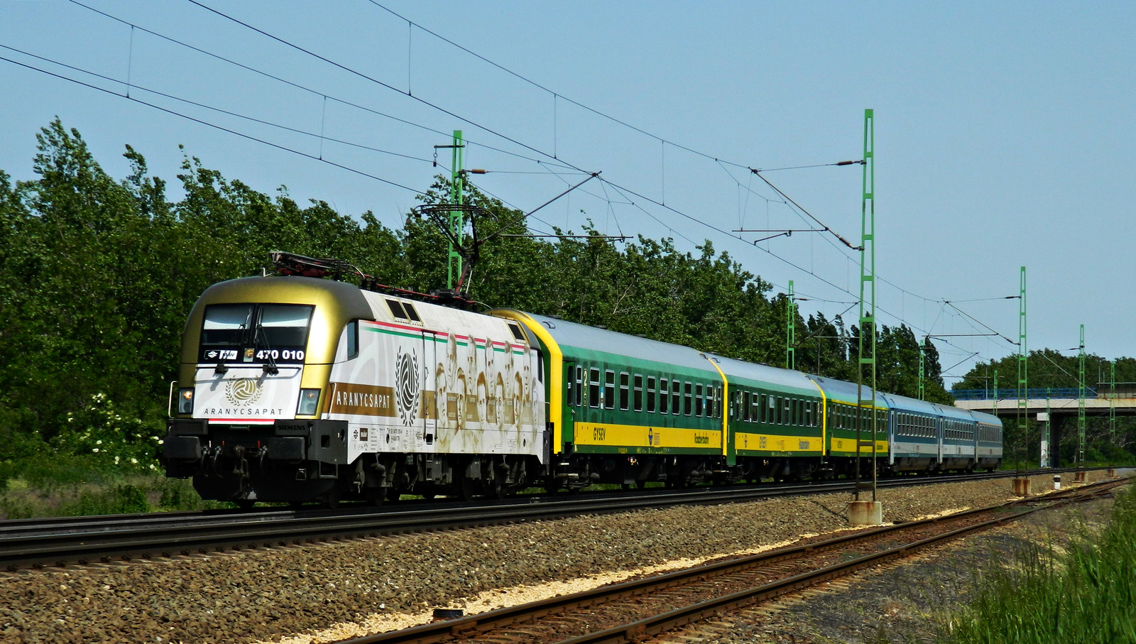 470 010-4 Aranycsapat:)