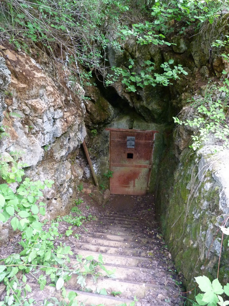 Béke-barlang mesterséges bejárat