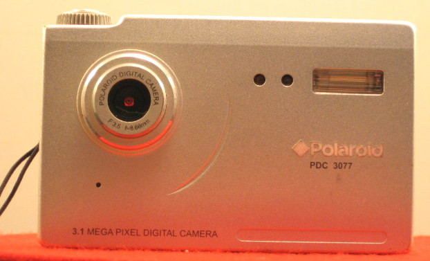 POLAROID PDC 3077 DIGITAL CAMERA