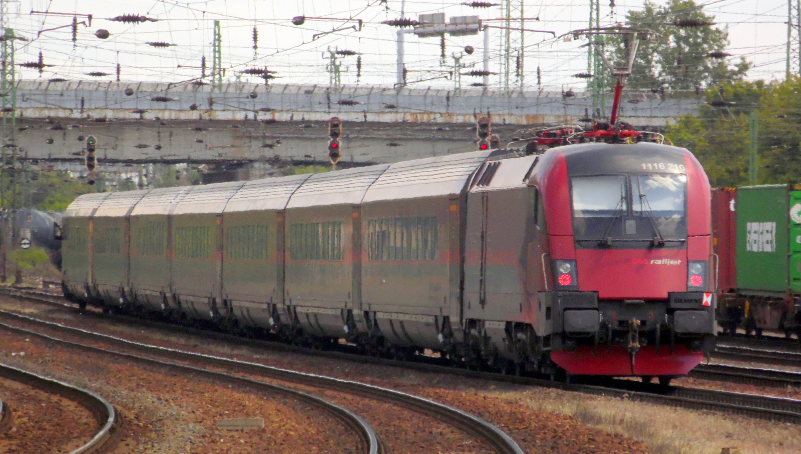 80-90 710 (Railjet) vezérlőkocsi+1116 210 (Railjet) Taurus