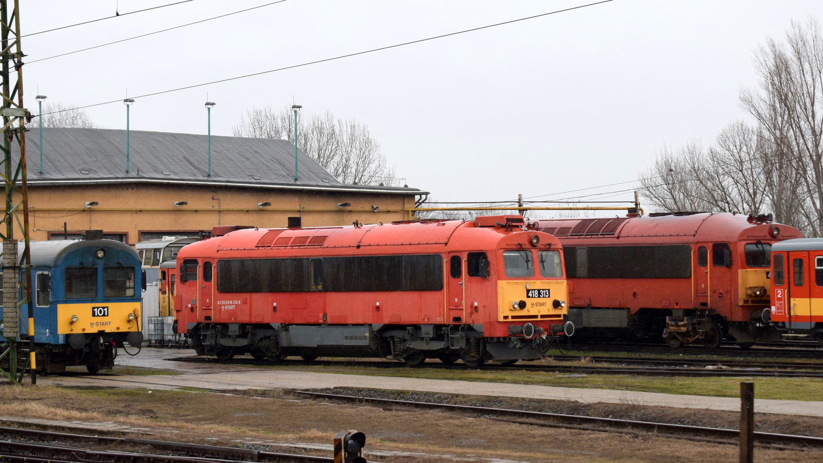 418 313 (Csörgő)