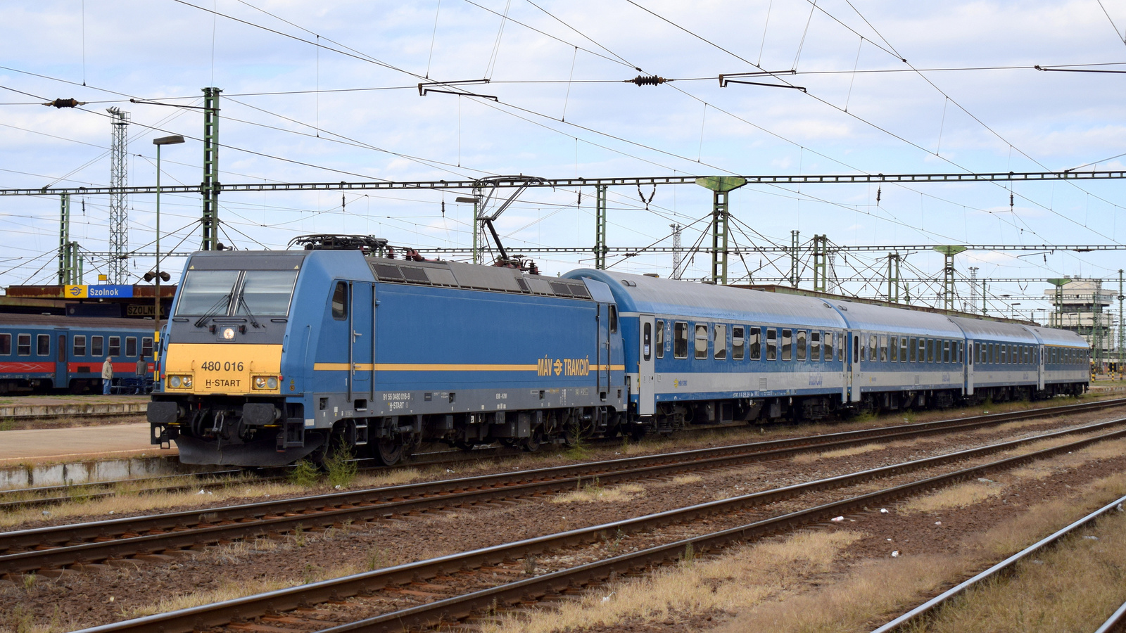 480 016 (Traxx)