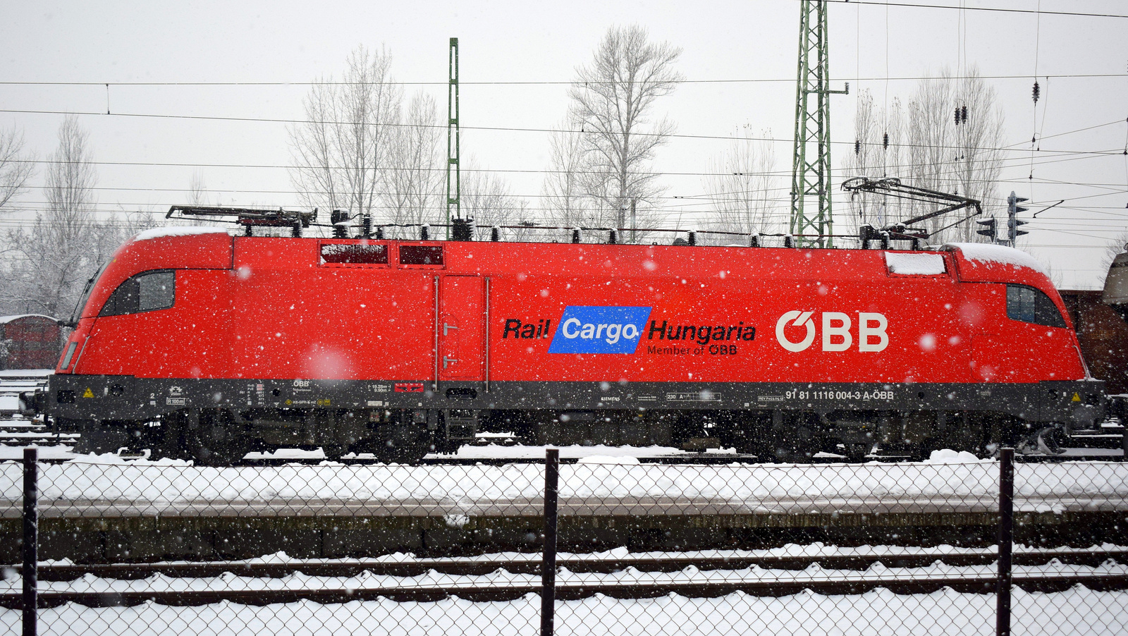 1116 004 (Rail Cargo Hungaria) Taurus