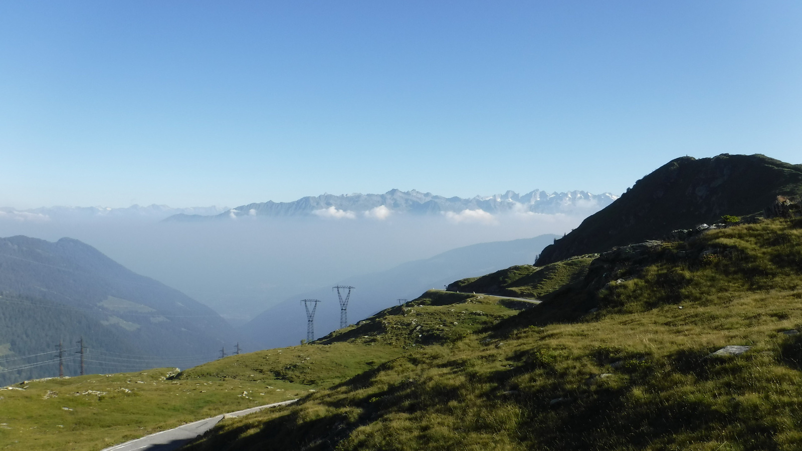 Bernina-hegygerinc hajnalban
