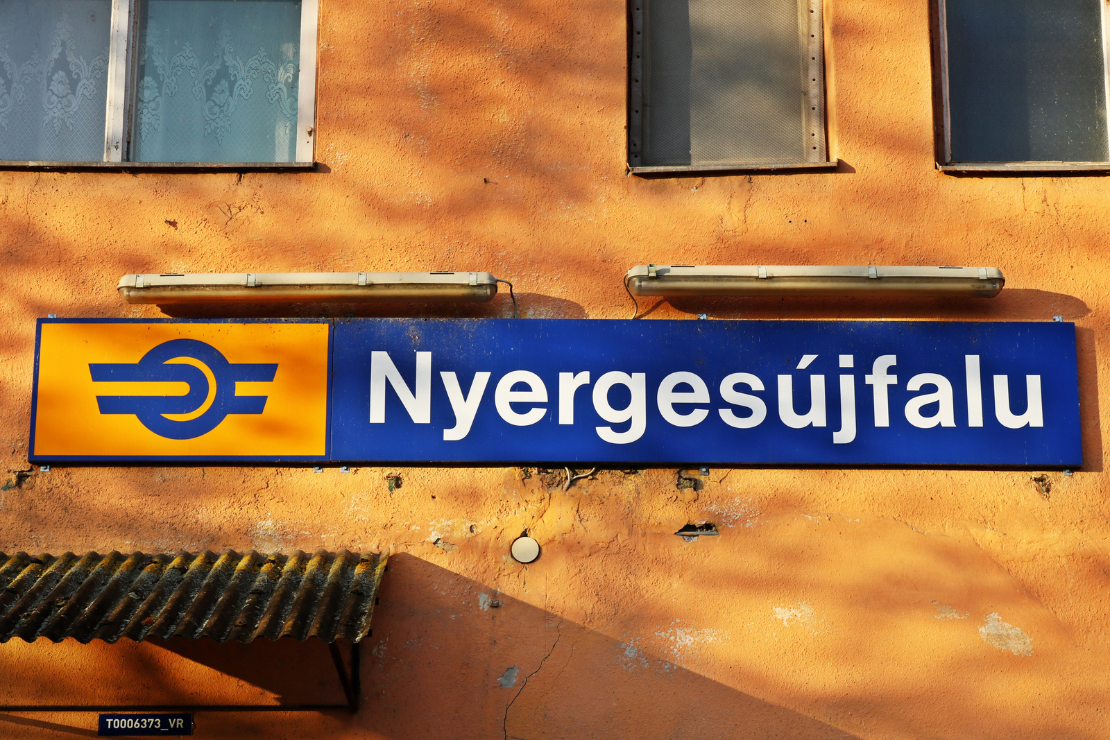 075a Nyergesújfalu
