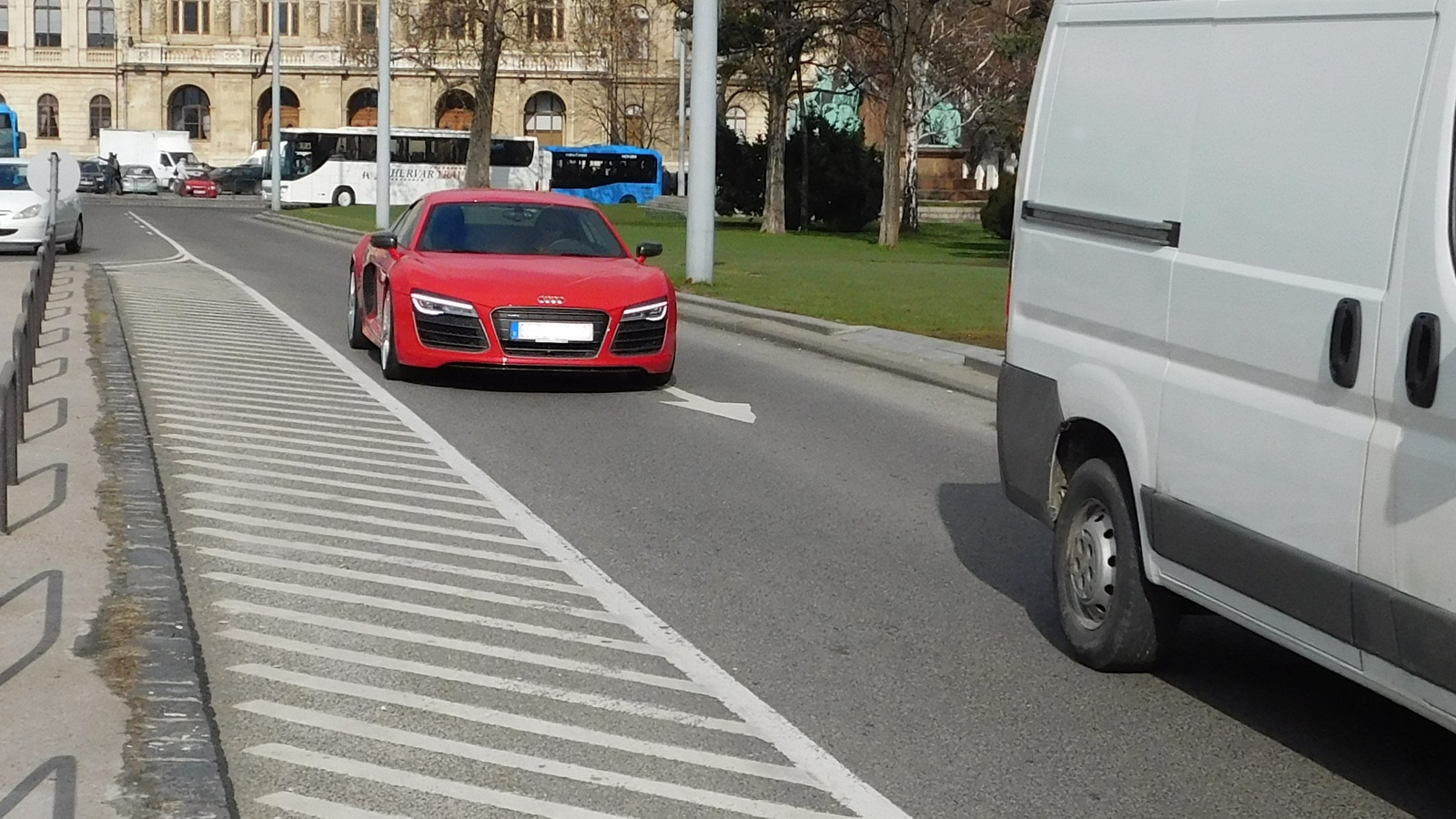 Audi R8 V10 2013