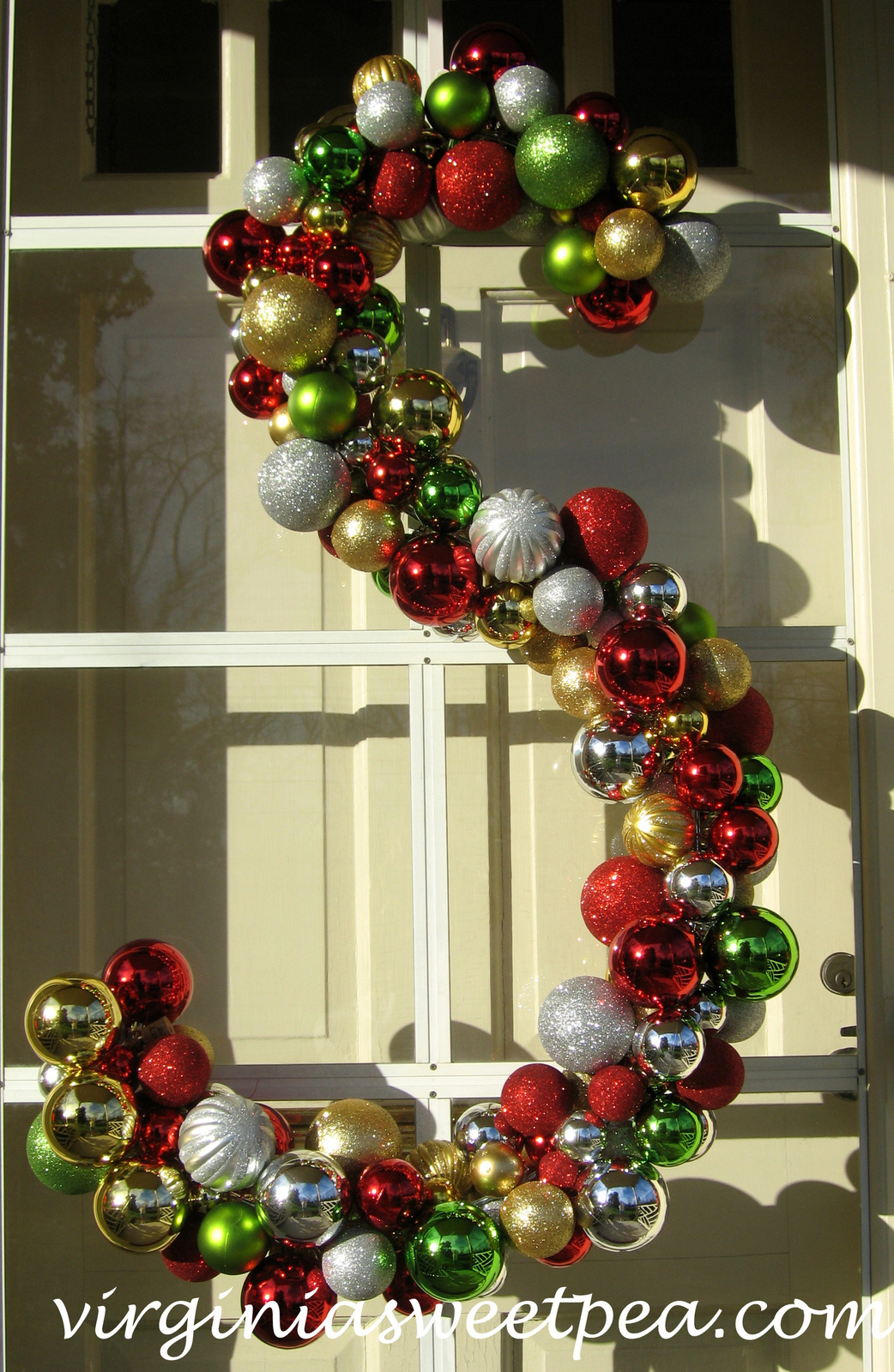 decoration-ideas-fascinating-window-wreaths-christmas-decoration