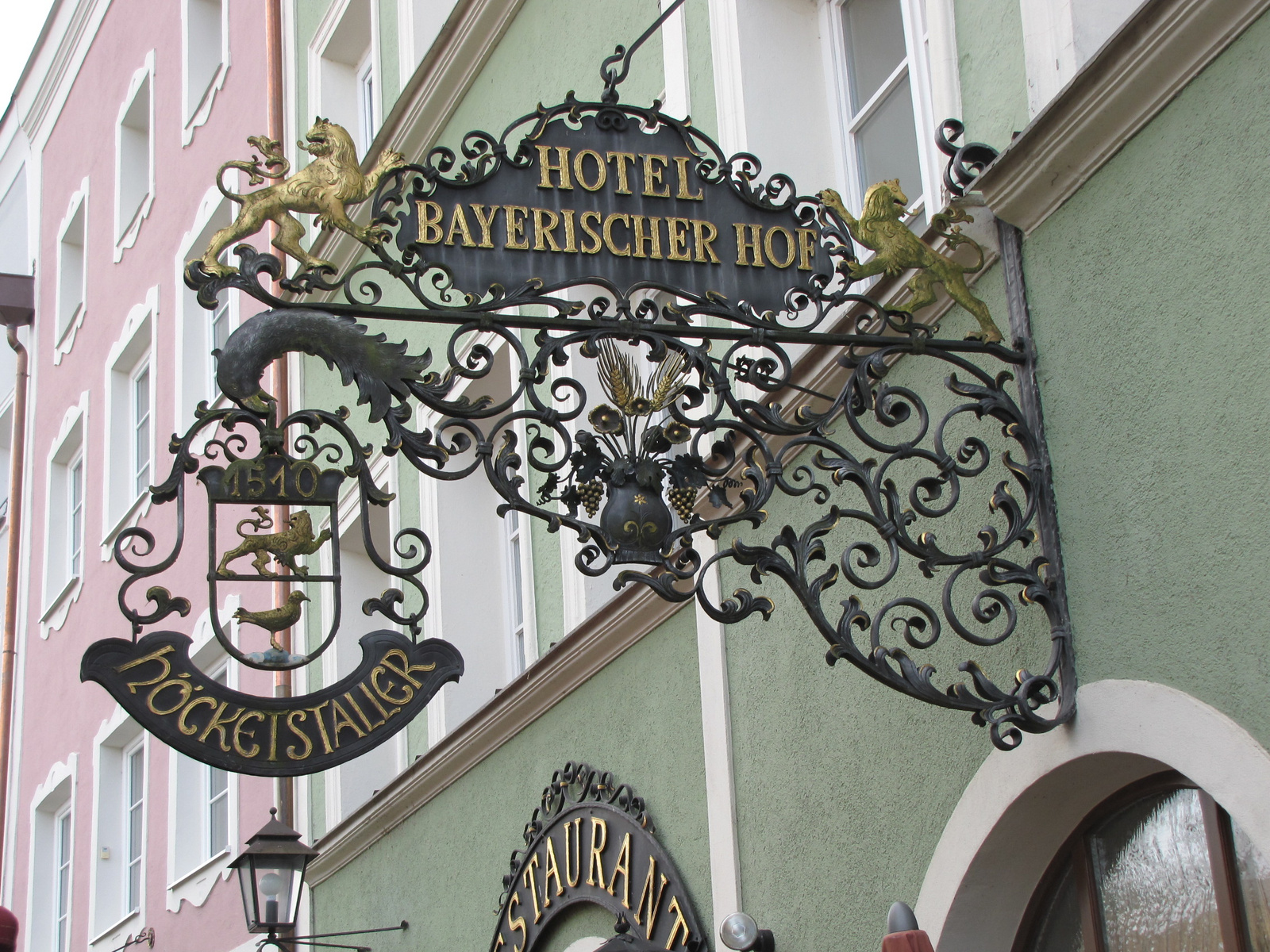 Burghausen, Hotel Bayerischer Hof, SzG3