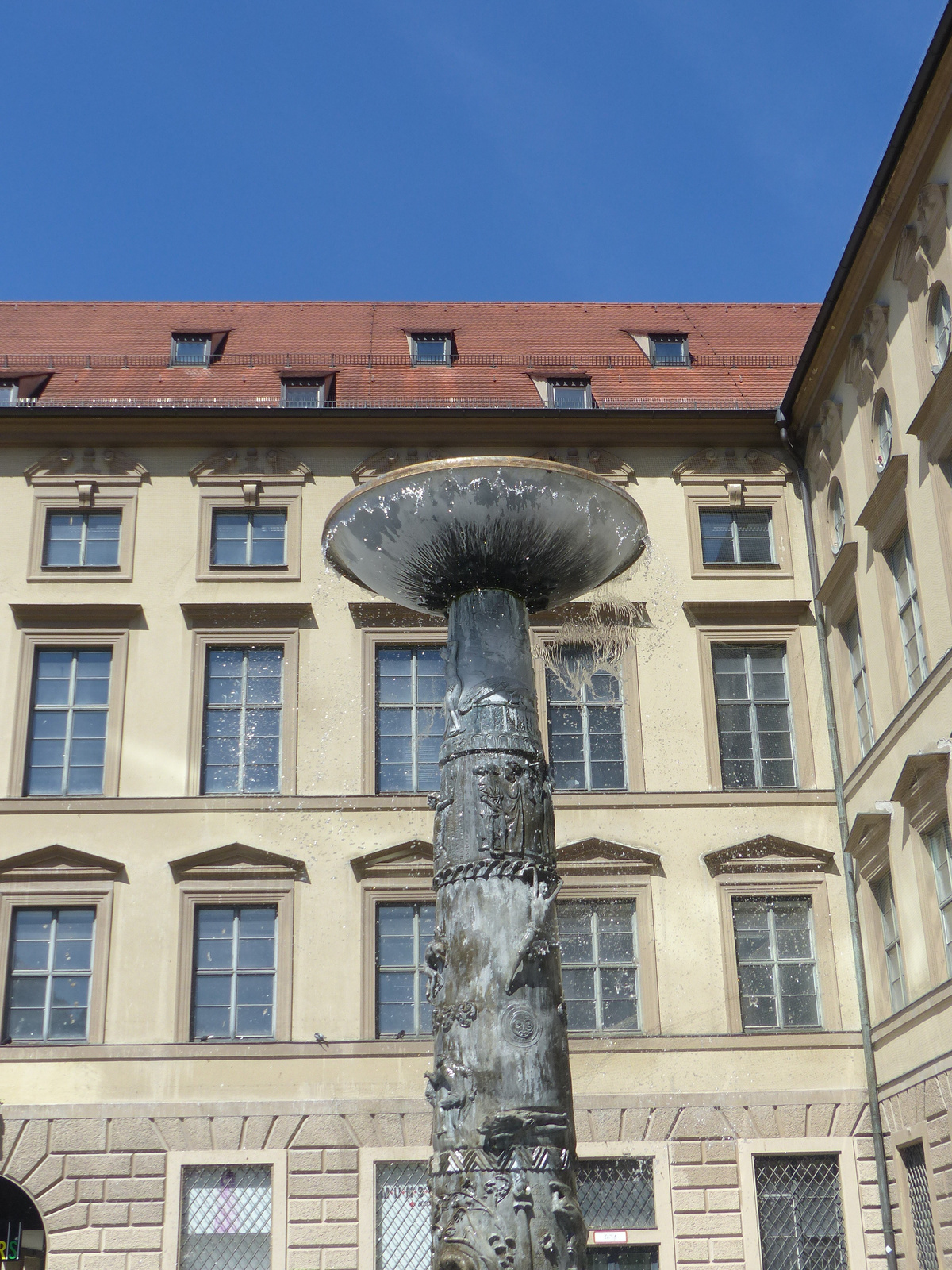 München, Richard-Strauss-Brunnen, SzG3