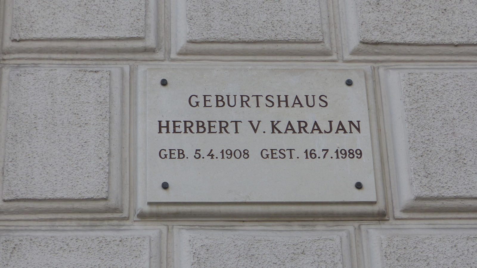 Salzburg, Gebursthaus Herbert v. Karajan, SzG3