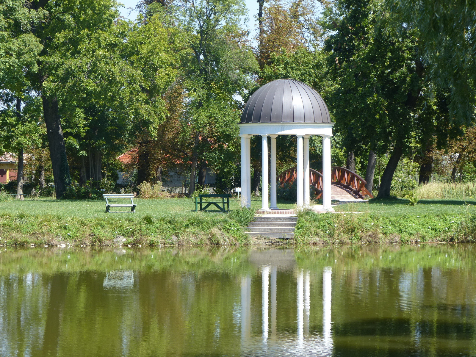 Fehérvárcsurgó, a Károlyi kastély parkja, SzG3