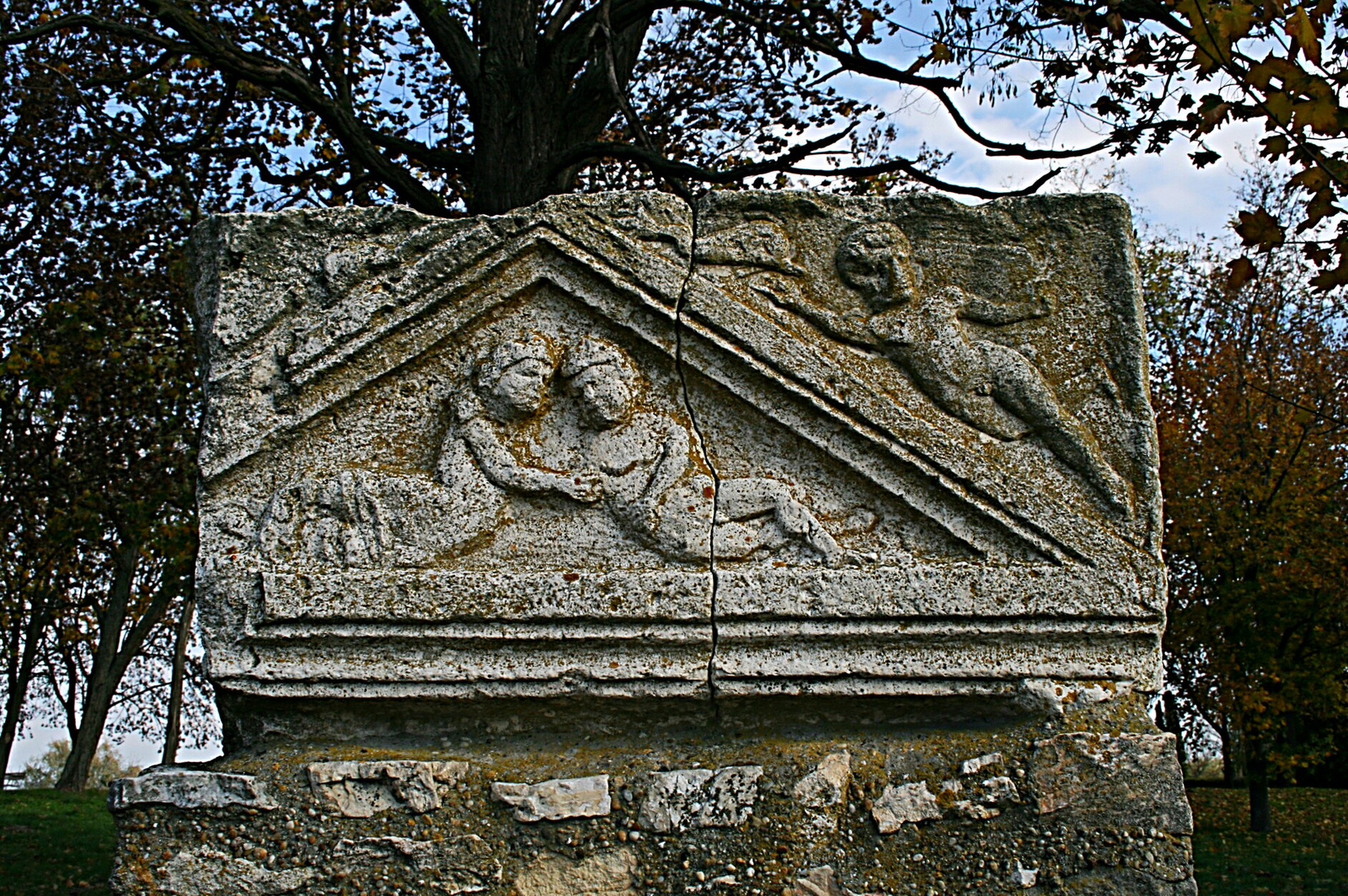 Ókori sírkő