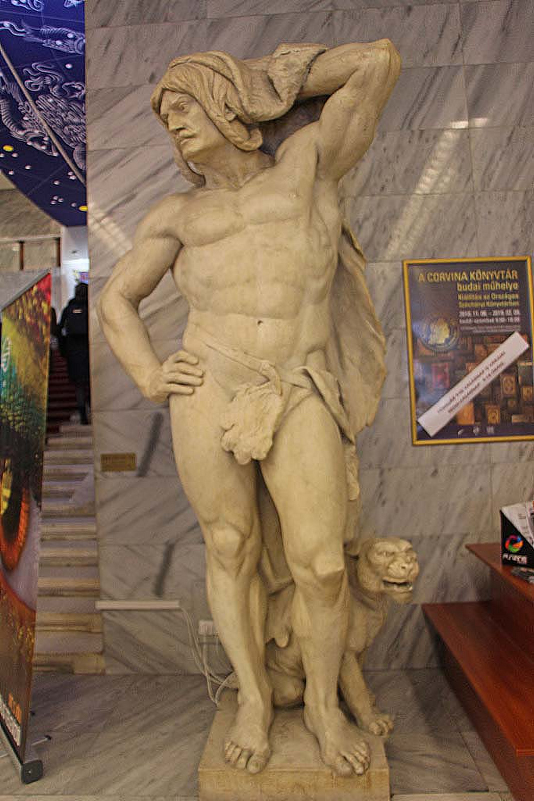 Atlasz szobor - Országos Széchenyi Könyvtár