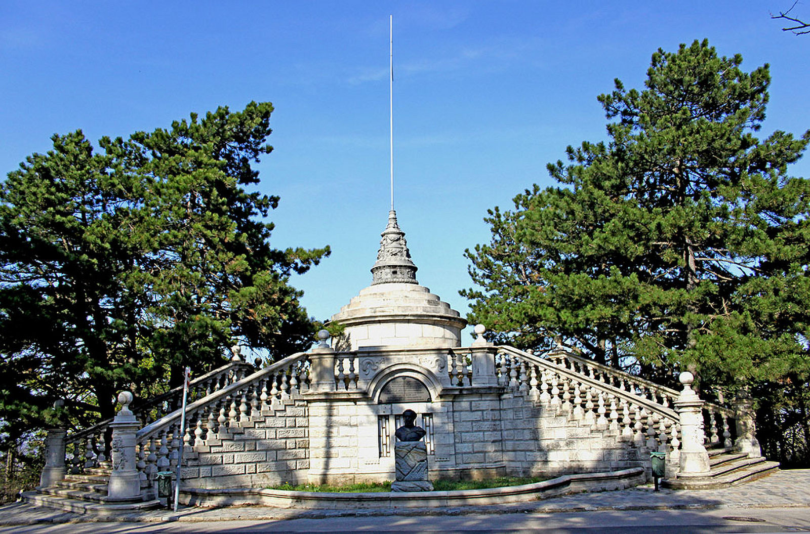 Széchenyi-emlékmű - XII Széchenyi emlékmű út