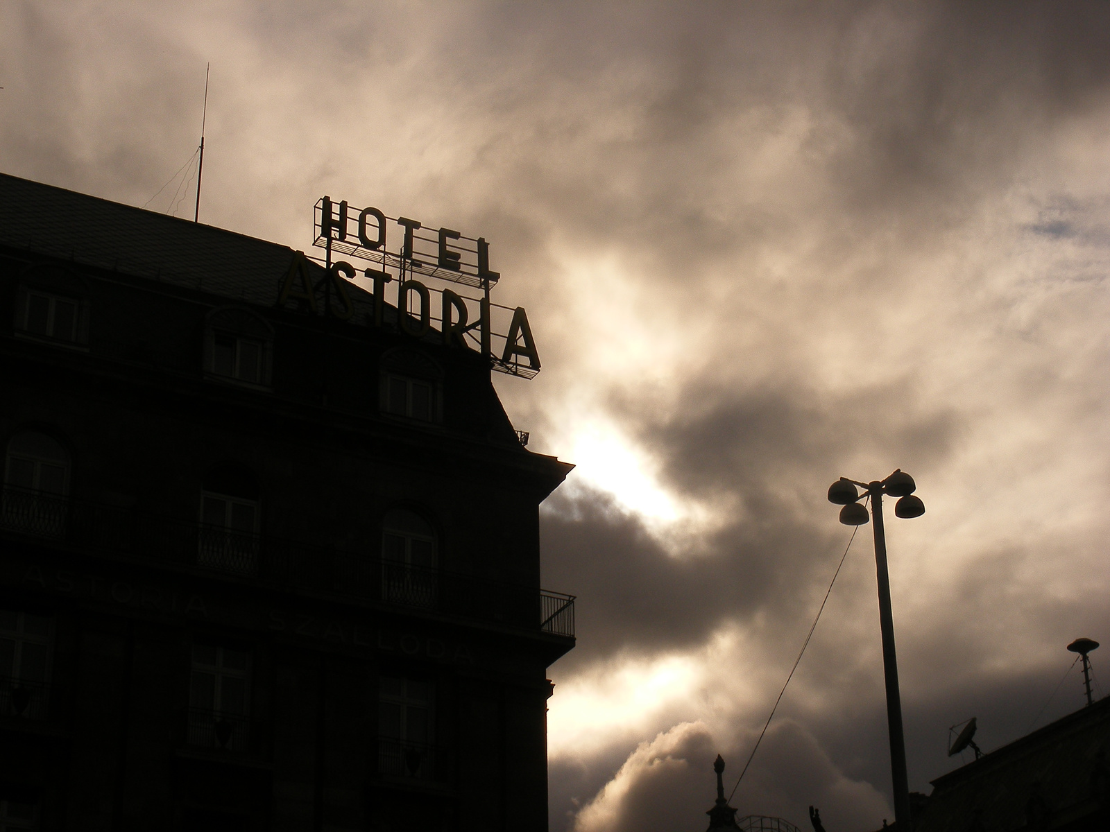 hotel astoria