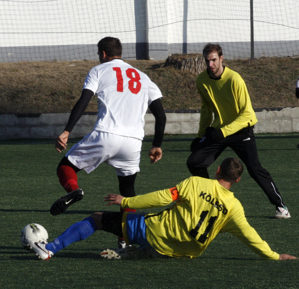 Honved-Kolesd-Tokol Babar 0009