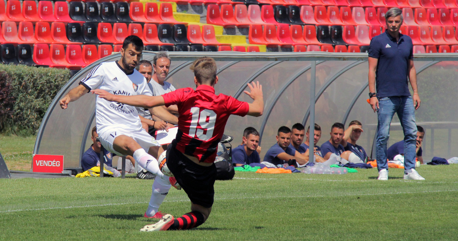 Honved-Balmazujvaros edzo 17 Babar 0015