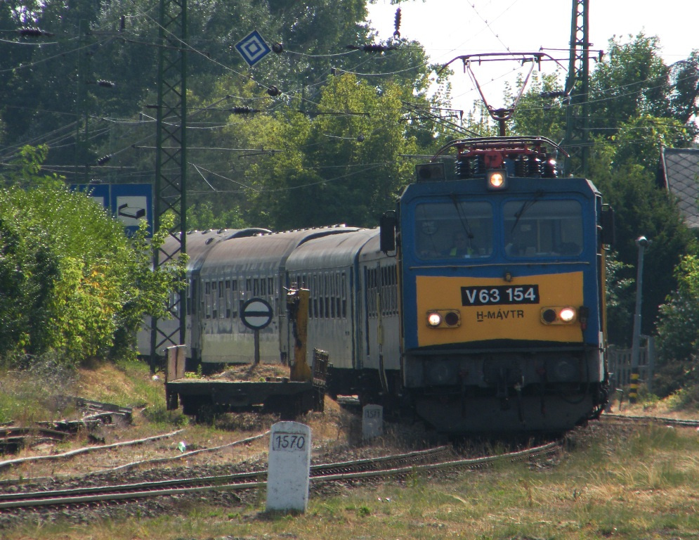 V63 154 - 2011 07 13 - Keszthely-Miskolc sebes - Fonyód