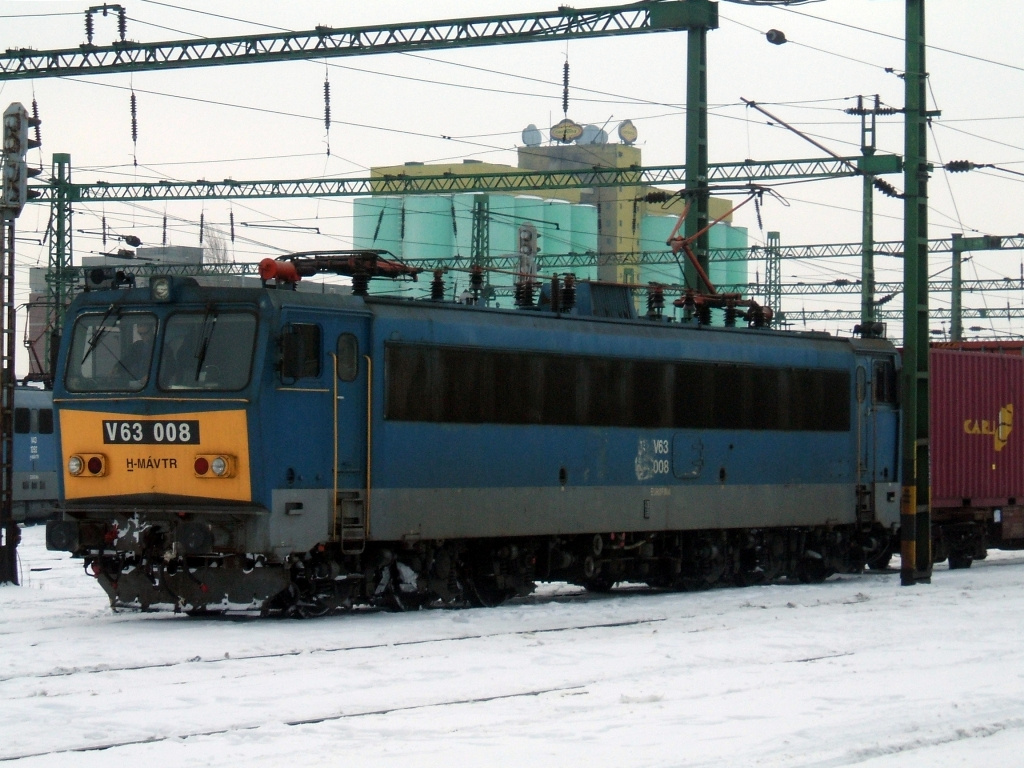 V63 008