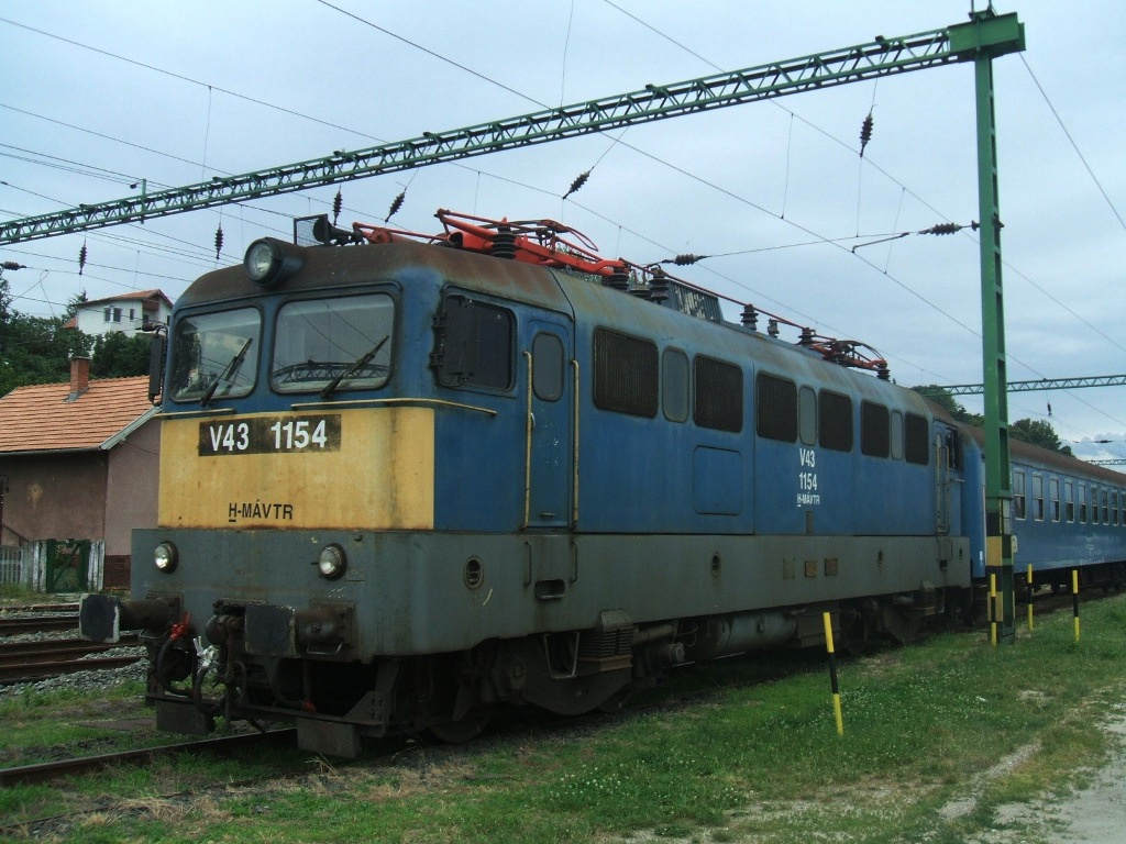 V43 1154