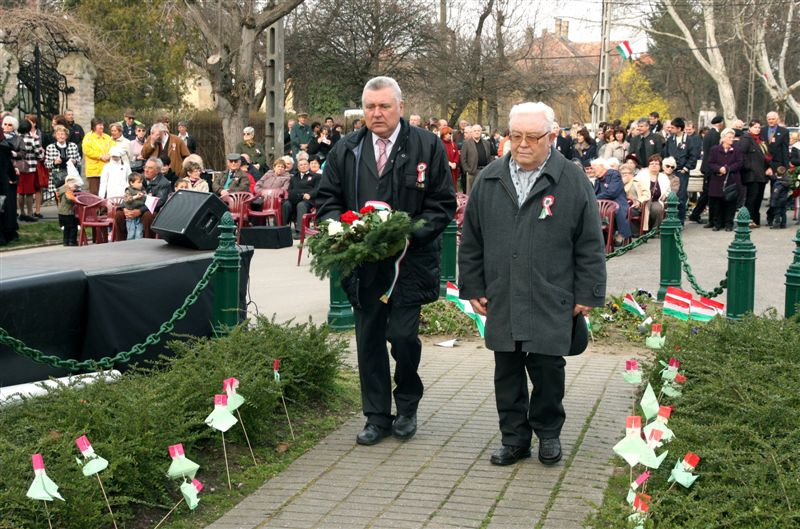 Paulheim tér (86)