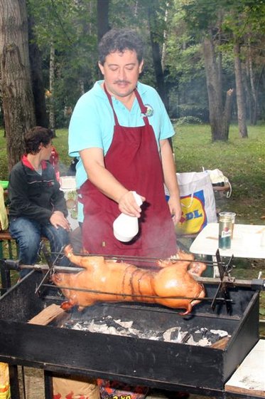 Nagycsaládosok malaca