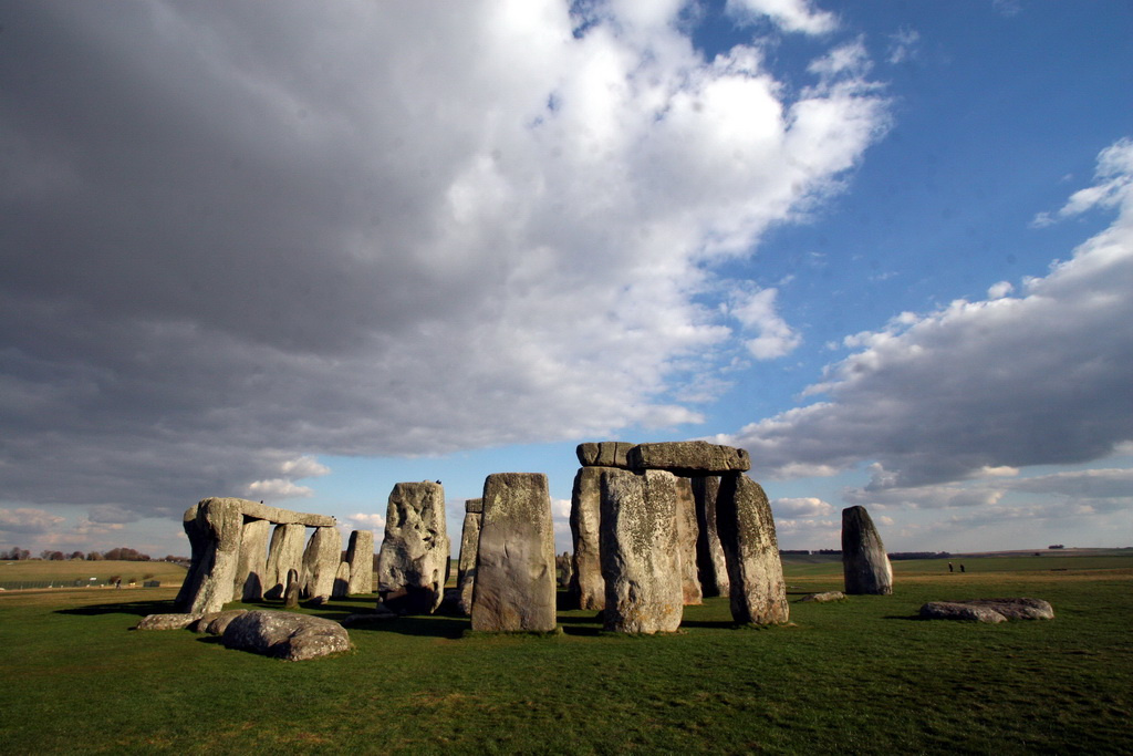 stonhenge cope with the clouds