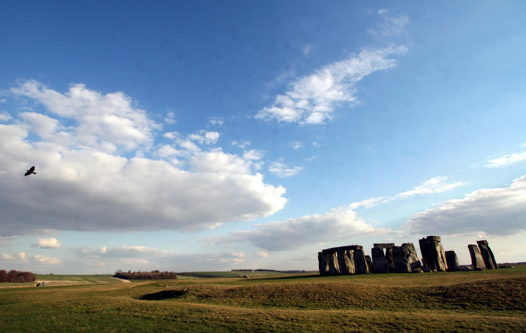 stonhenge leaving the rocks