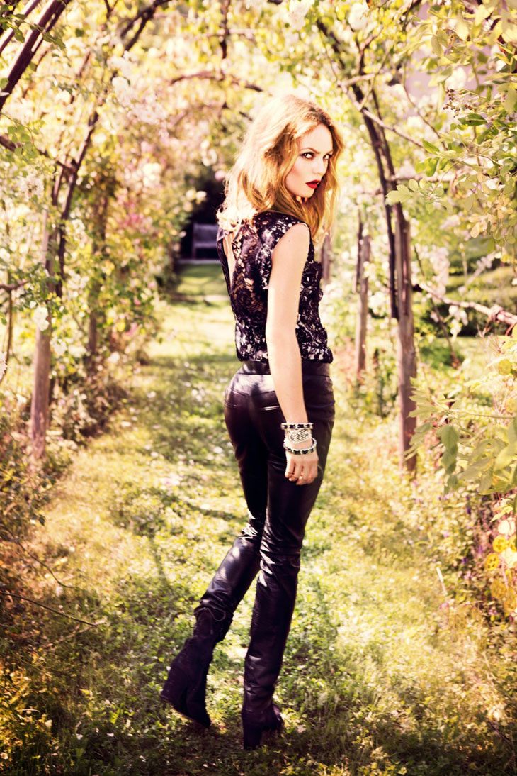 Vanessa-Paradis-Ellen-Von-Unwerth-Madame-Figaro-05